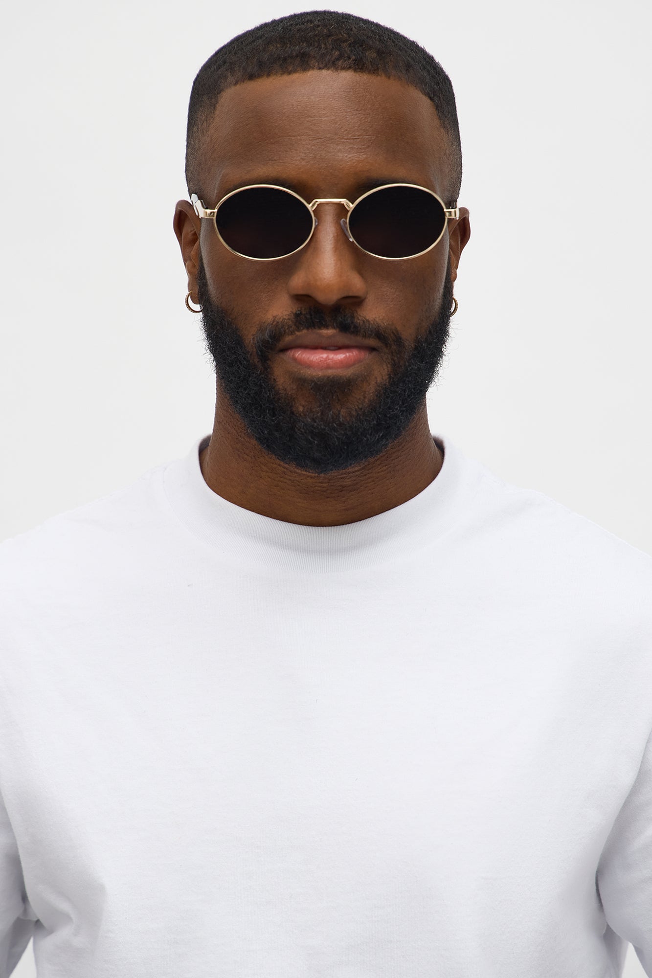 Striking Round Frame Metal Sunglasses - Black Fashion Nova
