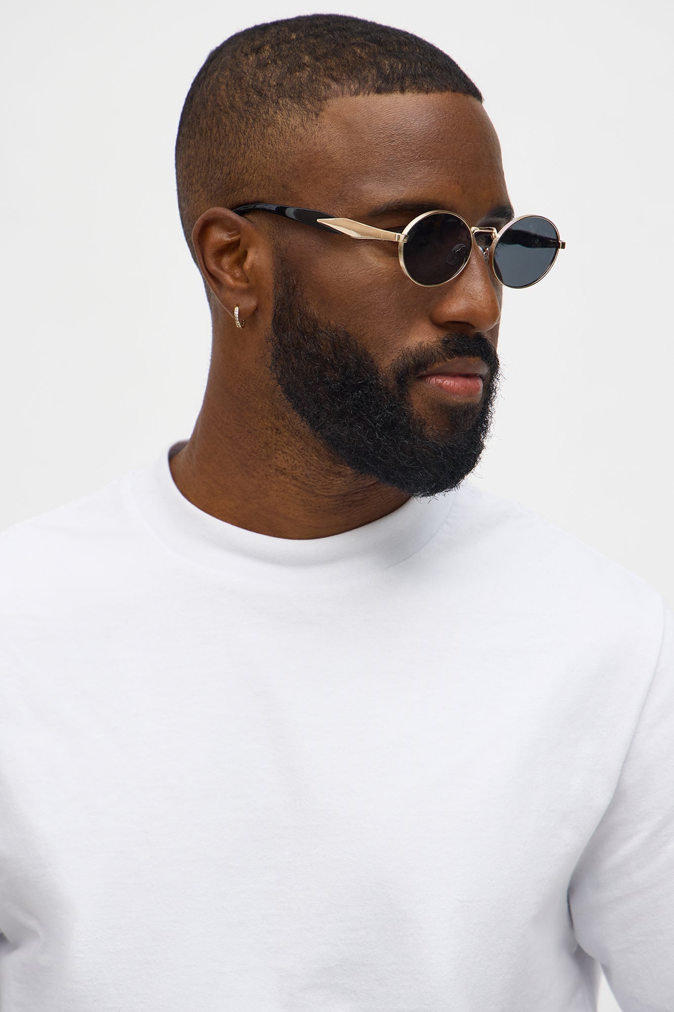 Striking Round Frame Metal Sunglasses - Black Fashion Nova