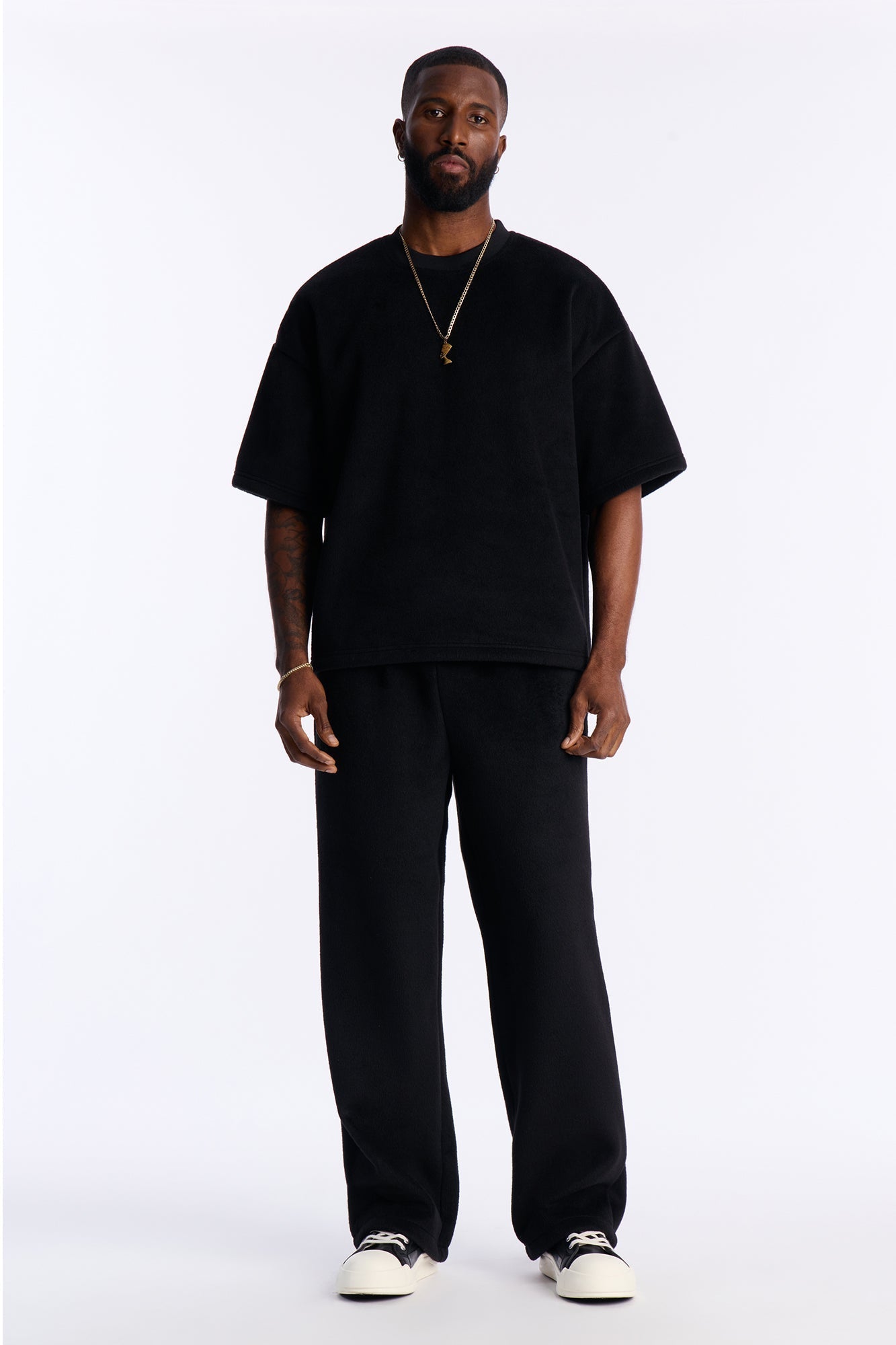 Fuzzy Textured Premium Short Sleeve Sweatshirt - Black Fashion Nova