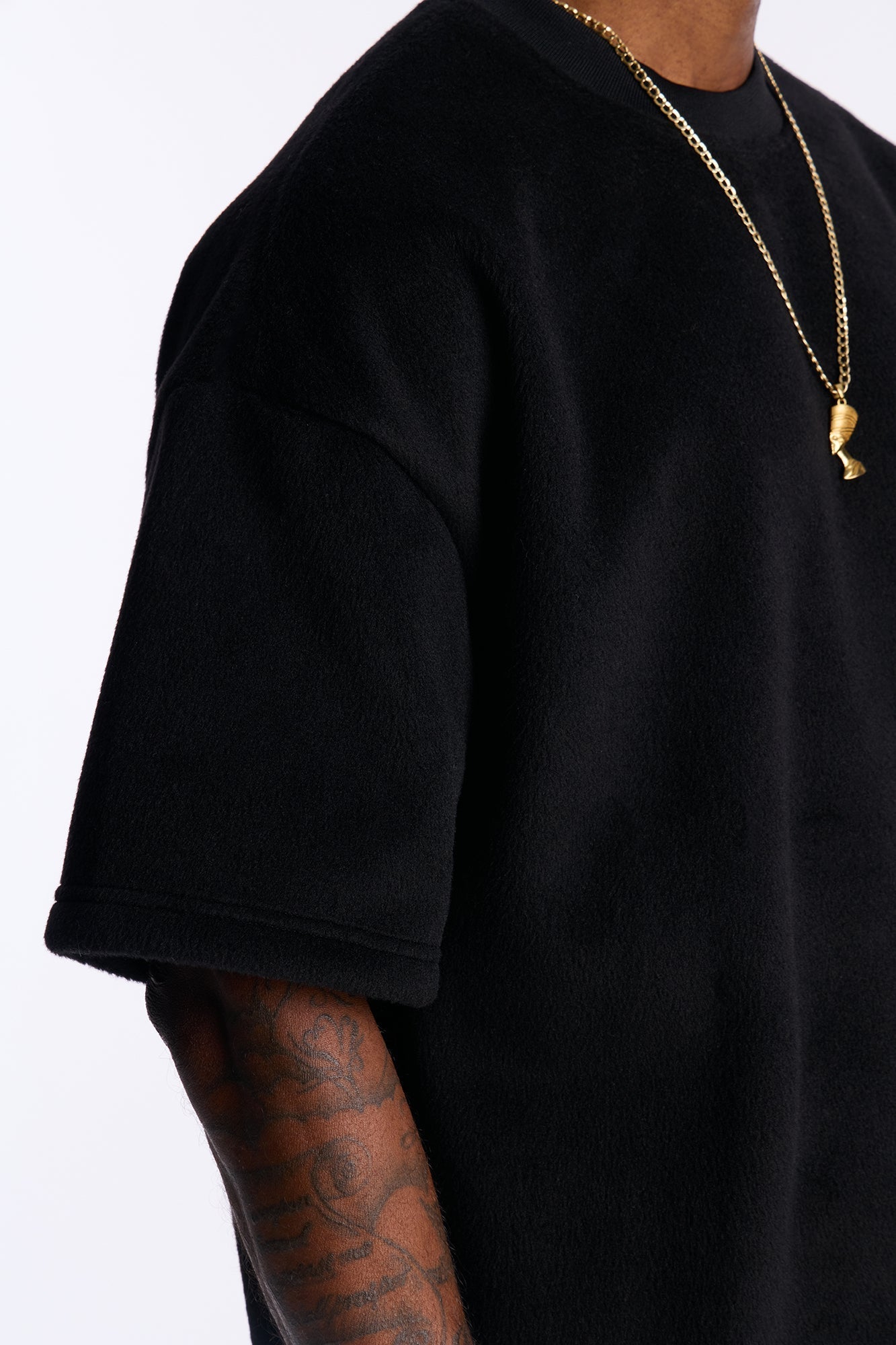 Fuzzy Textured Premium Short Sleeve Sweatshirt - Black Fashion Nova