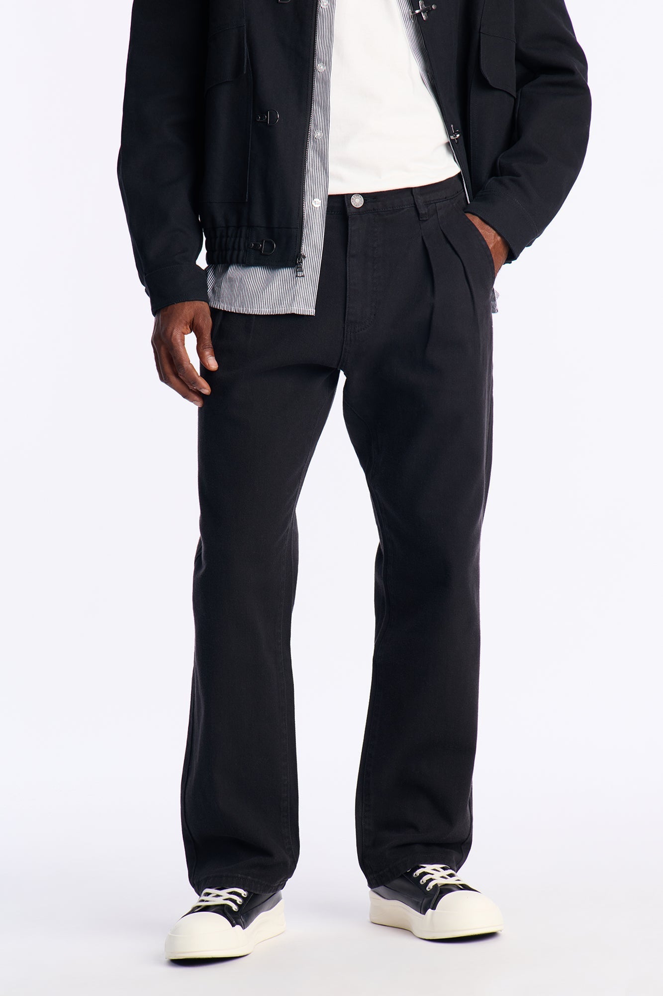 Straight Be Pleated Jean - Black Fashion Nova