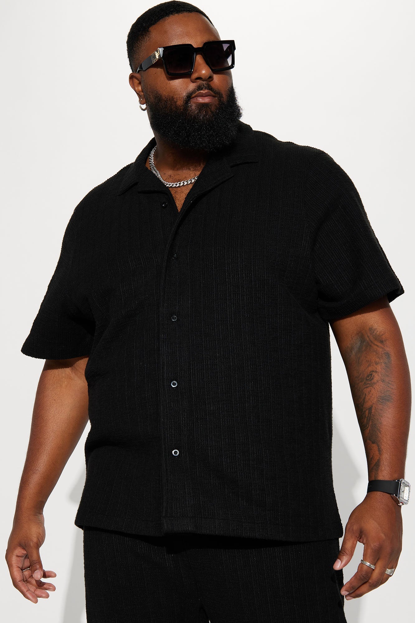 Dean Textured Short Sleeve Button Up Shirt - Black Fashion Nova