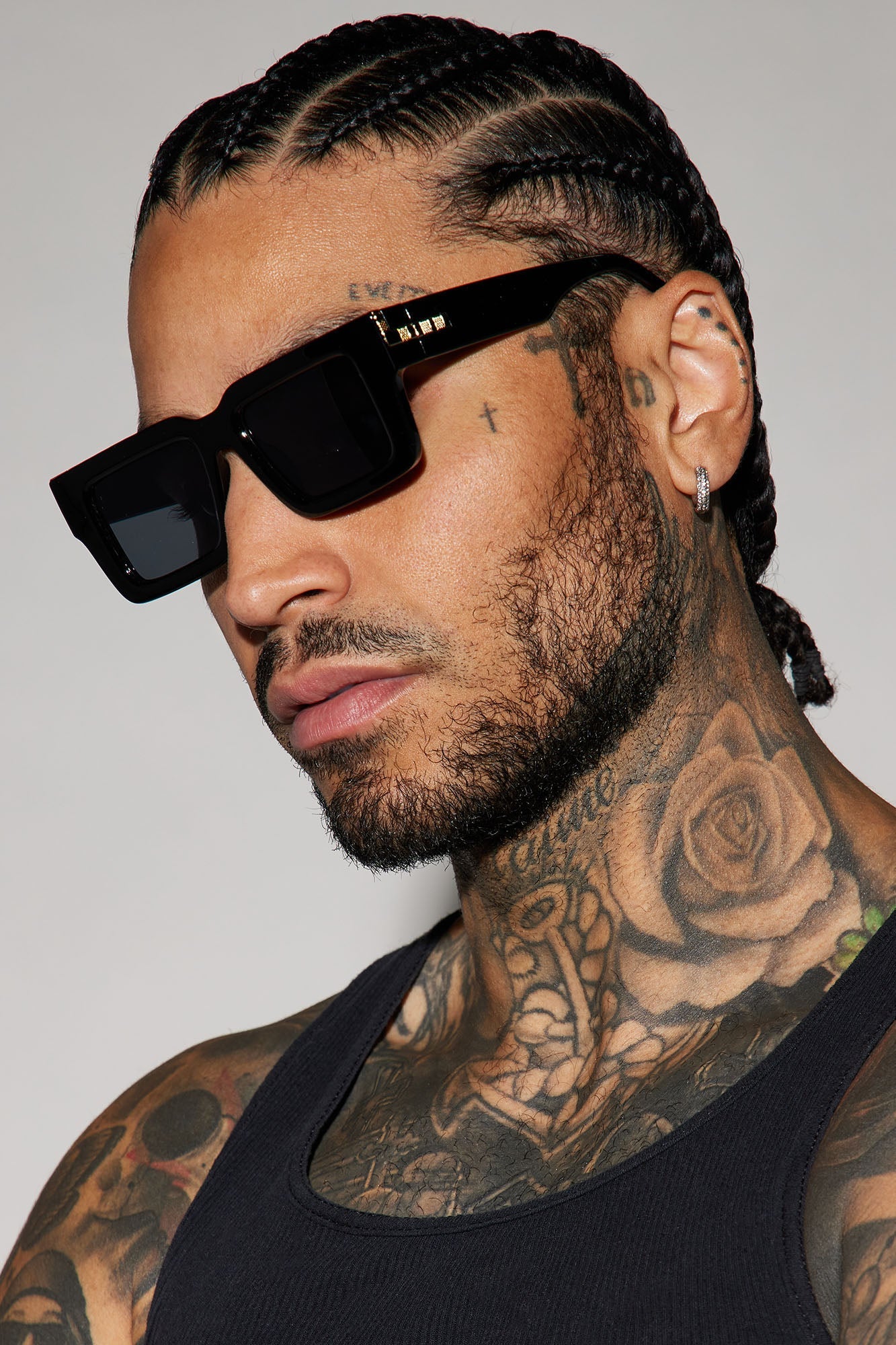 Going Anywhere Sunglasses - Black Fashion Nova