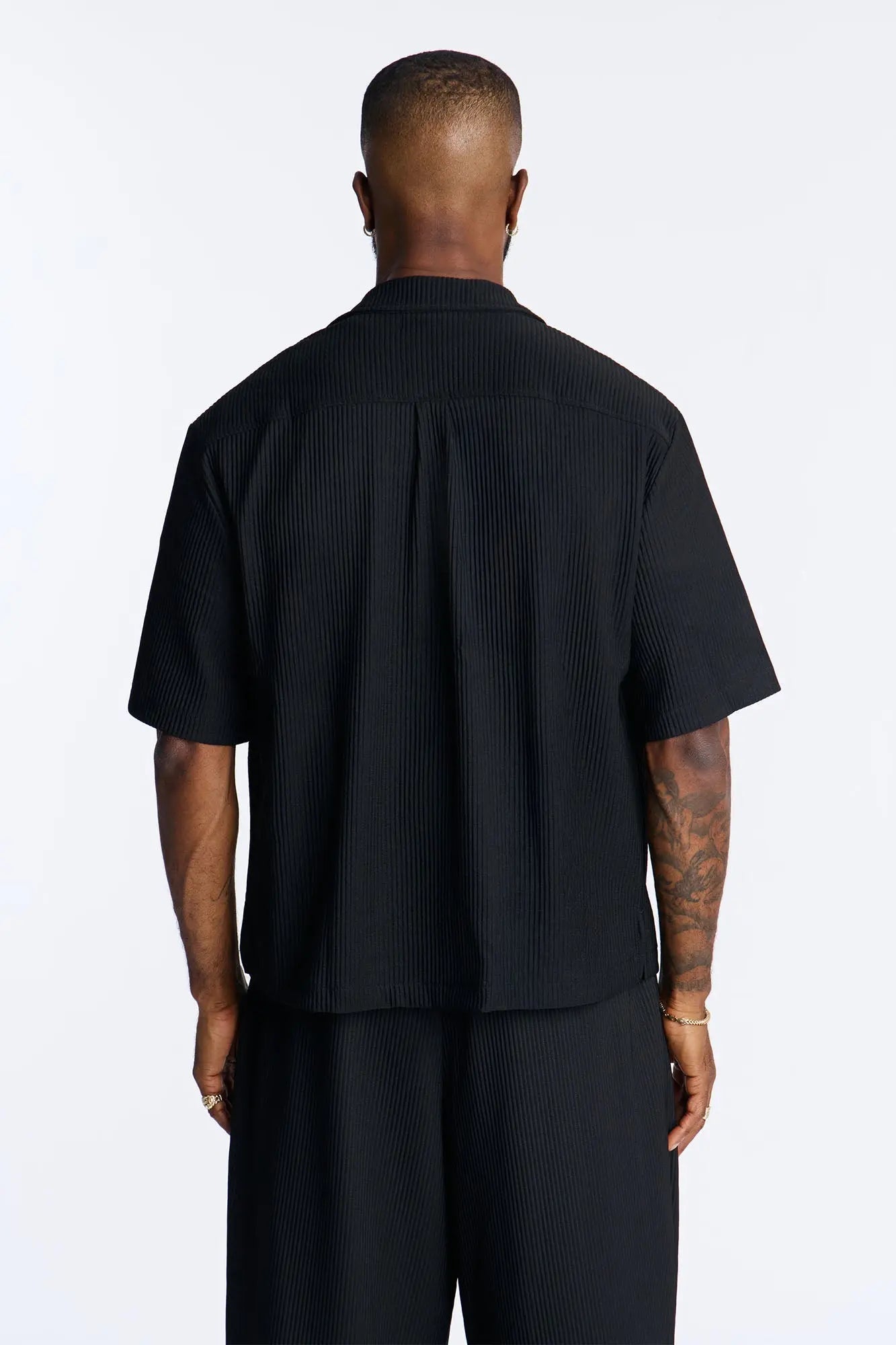 Show Up Short Sleeve Cuban Shirt - Black Fashion Nova