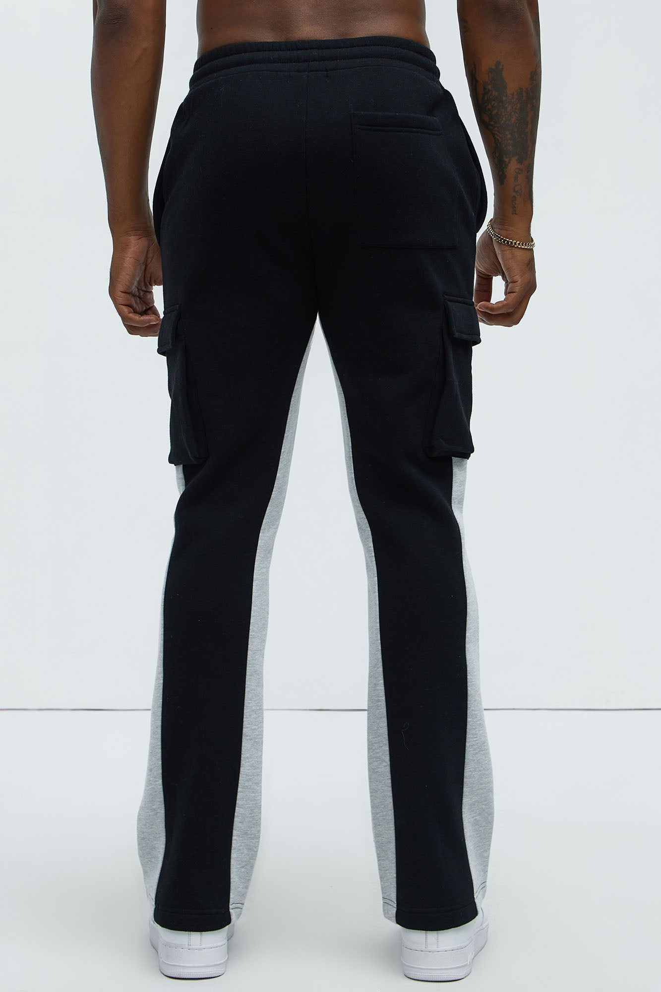 Tyson Flared Cargo Sweatpants - Black Fashion Nova