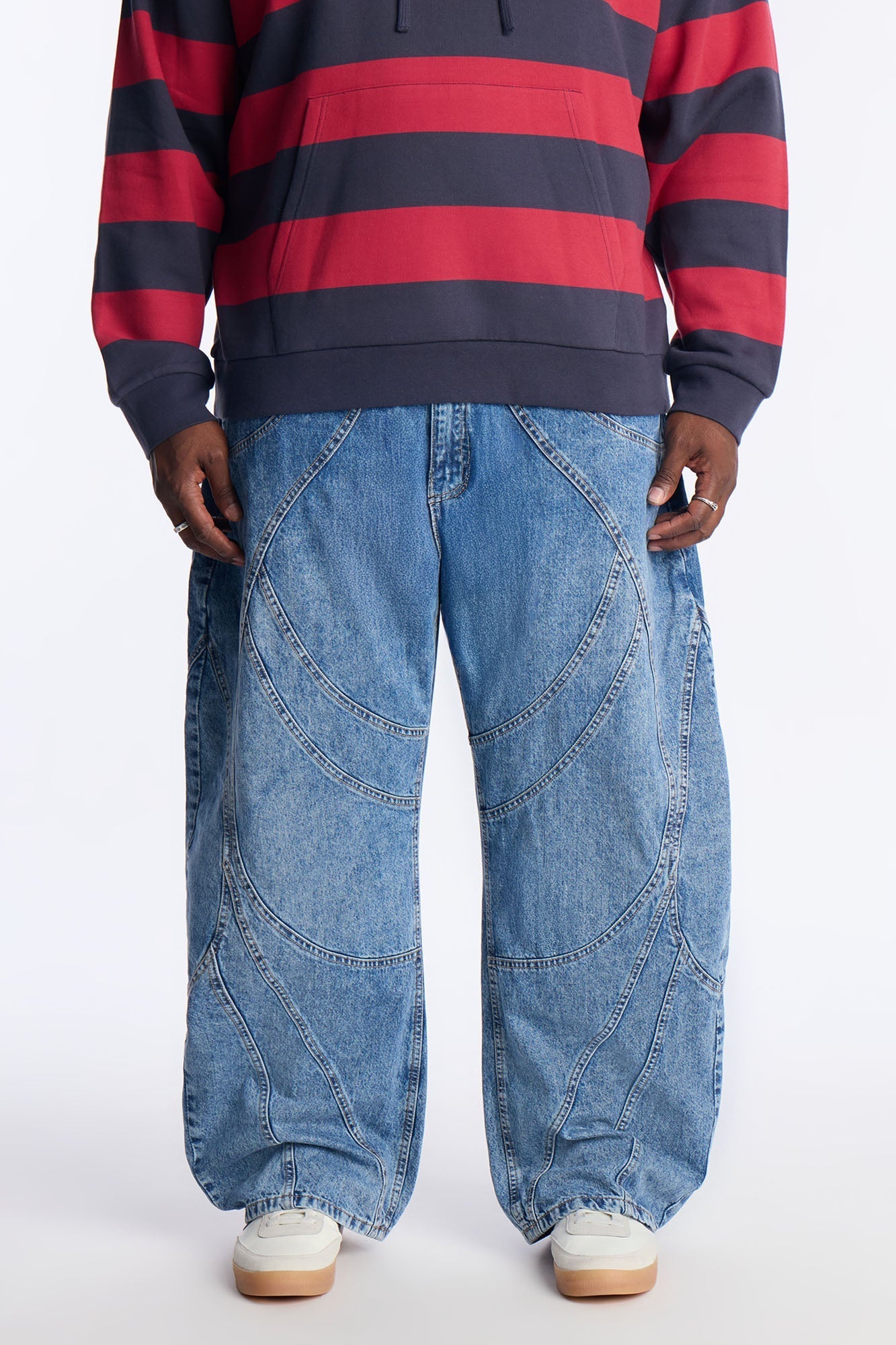 Barrel Paneled Ways Jean - Medium Blue Wash Fashion Nova