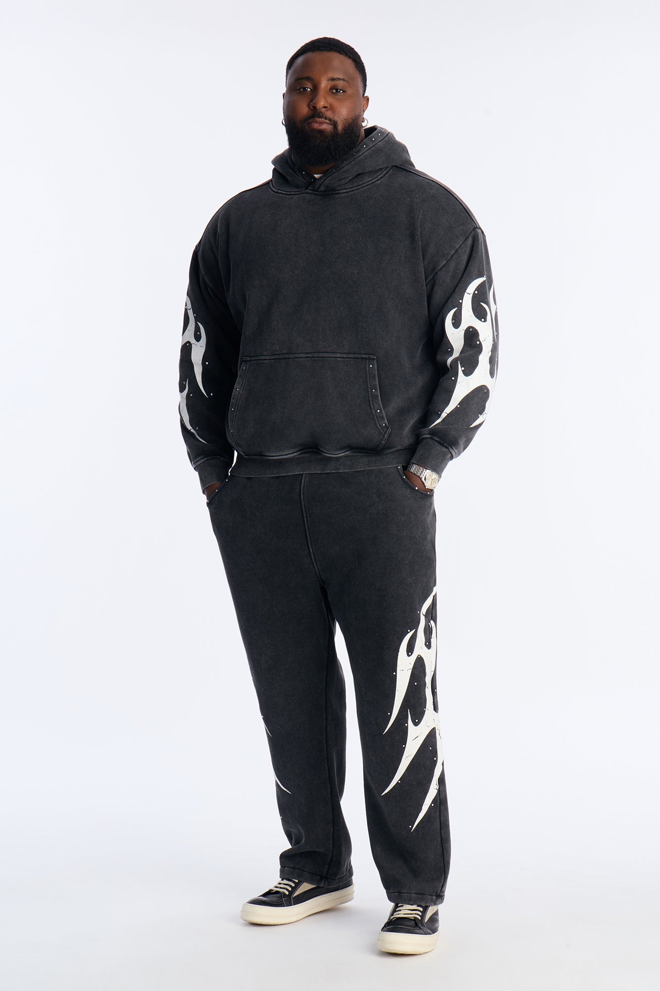 La Flames Rhinestones Relaxed Sweatpants - Black Fashion Nova