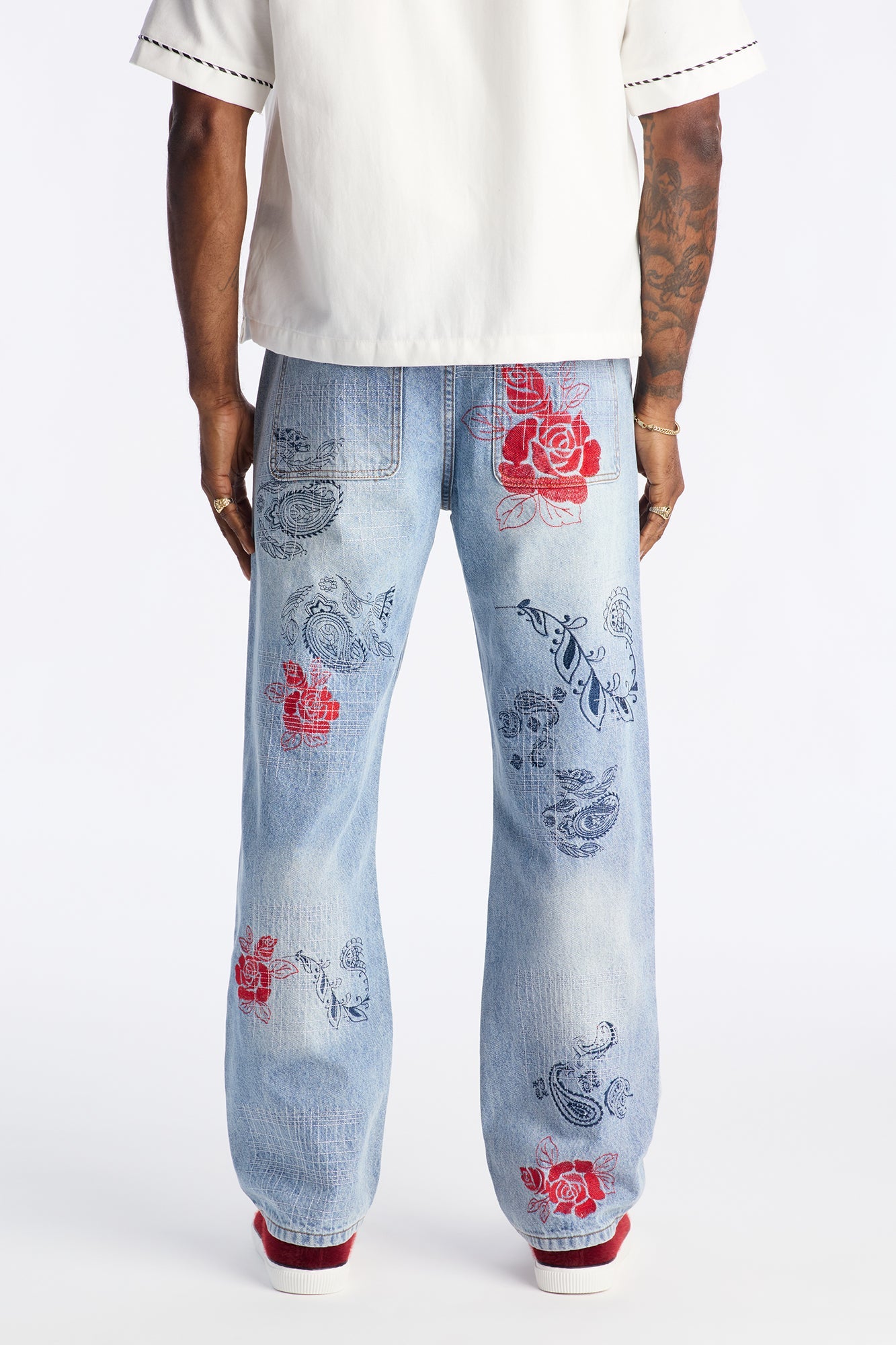 Straight Roses With Stitches Embroidered Jean - Light Blue Wash Fashion Nova