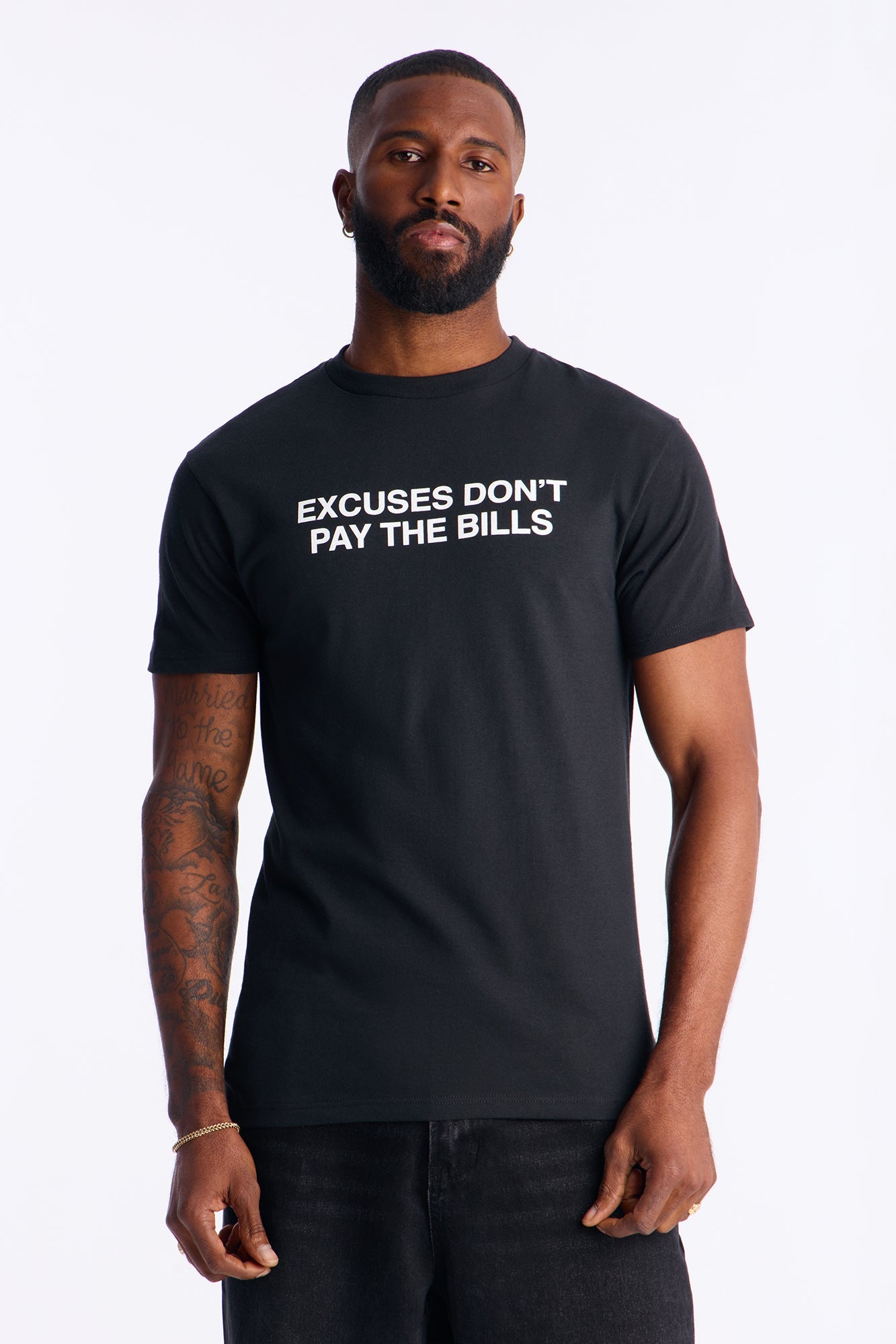 Excuses Don't Pay Bills Short Sleeve Tee - Black Fashion Nova