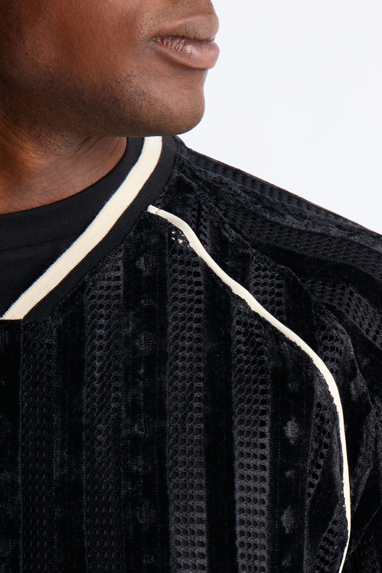 Luxe Grid Paneled V Neck Shirt - Black Fashion Nova