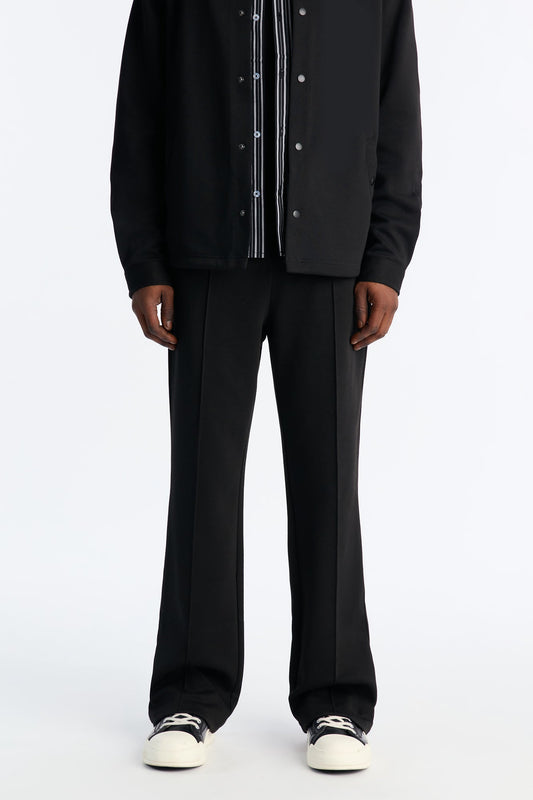 Structured Fleece Pintuck Slim Flare Sweatpants - Black Fashion Nova