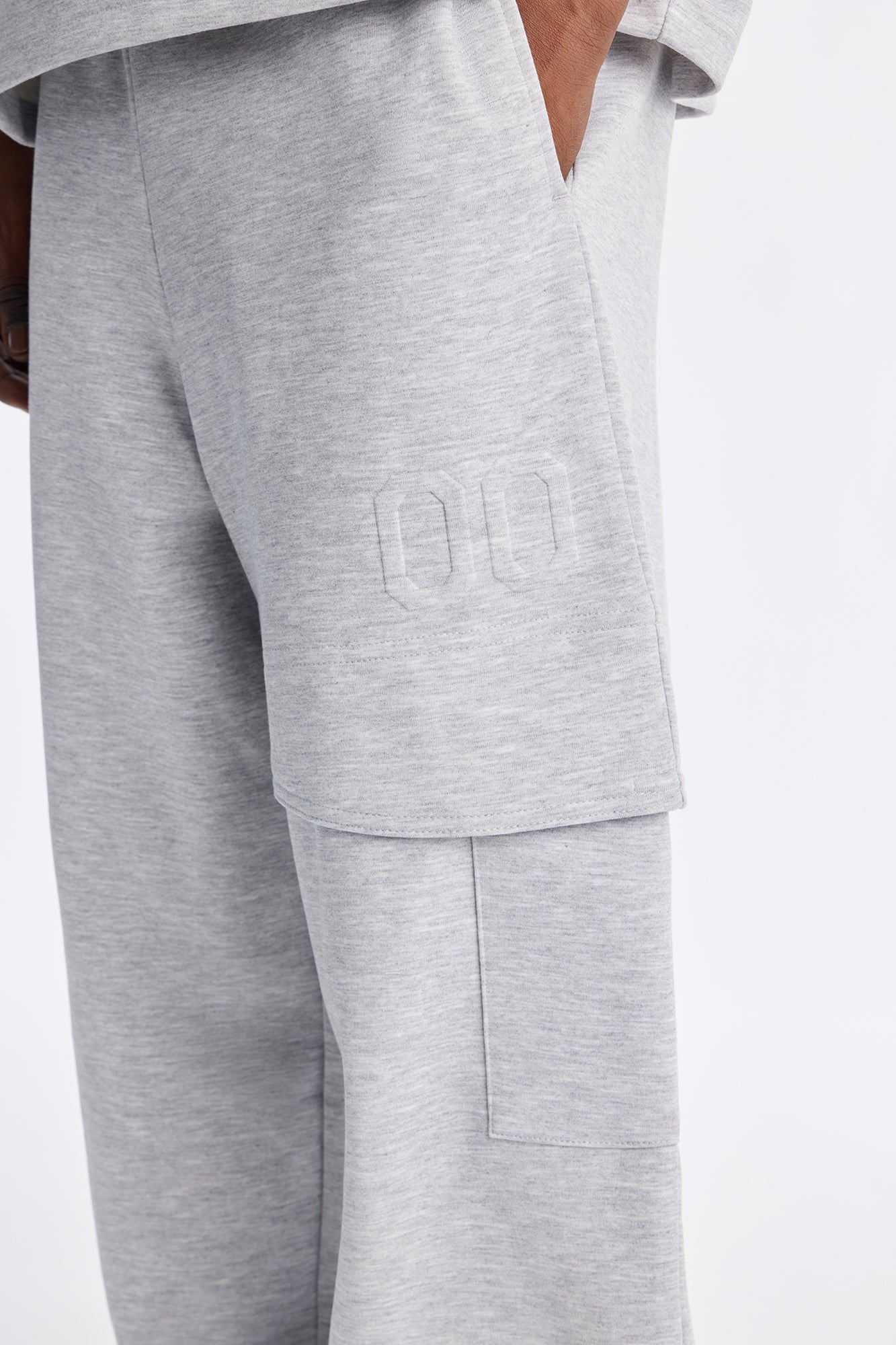 Structured Fleece Embossed Cargo Joggers - Heather Grey Fashion Nova
