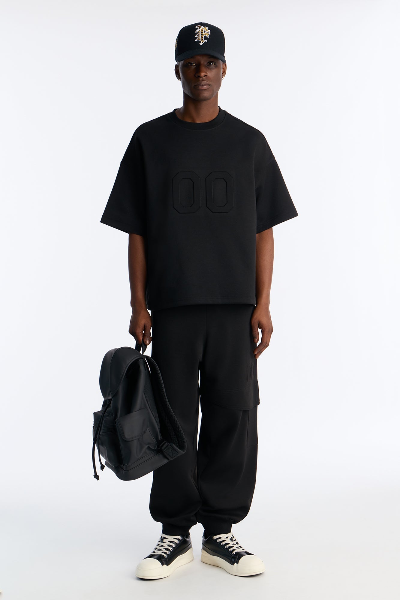 Structured Fleece Embossed Cargo Joggers - Black Fashion Nova