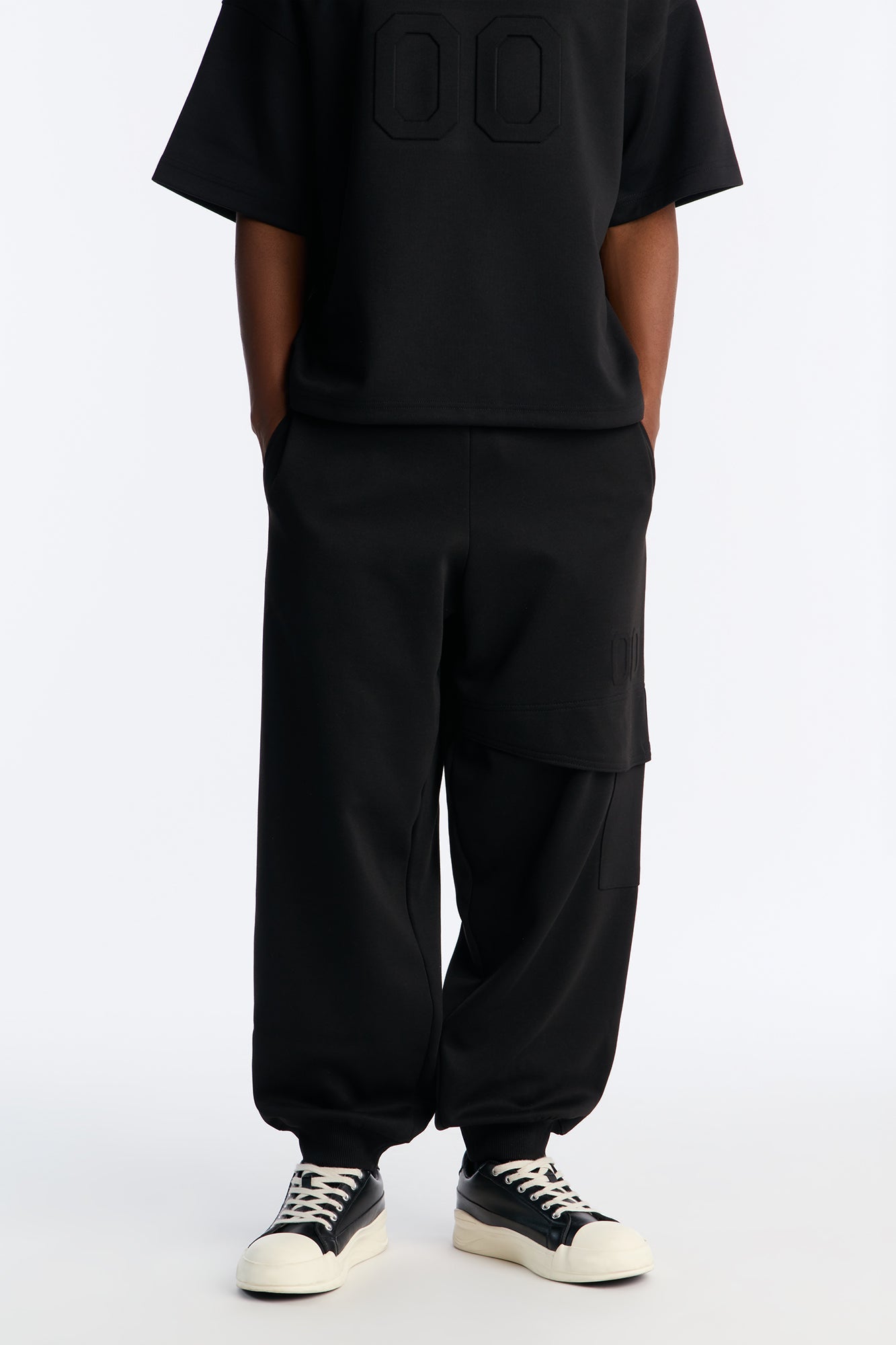 Structured Fleece Embossed Cargo Joggers - Black Fashion Nova