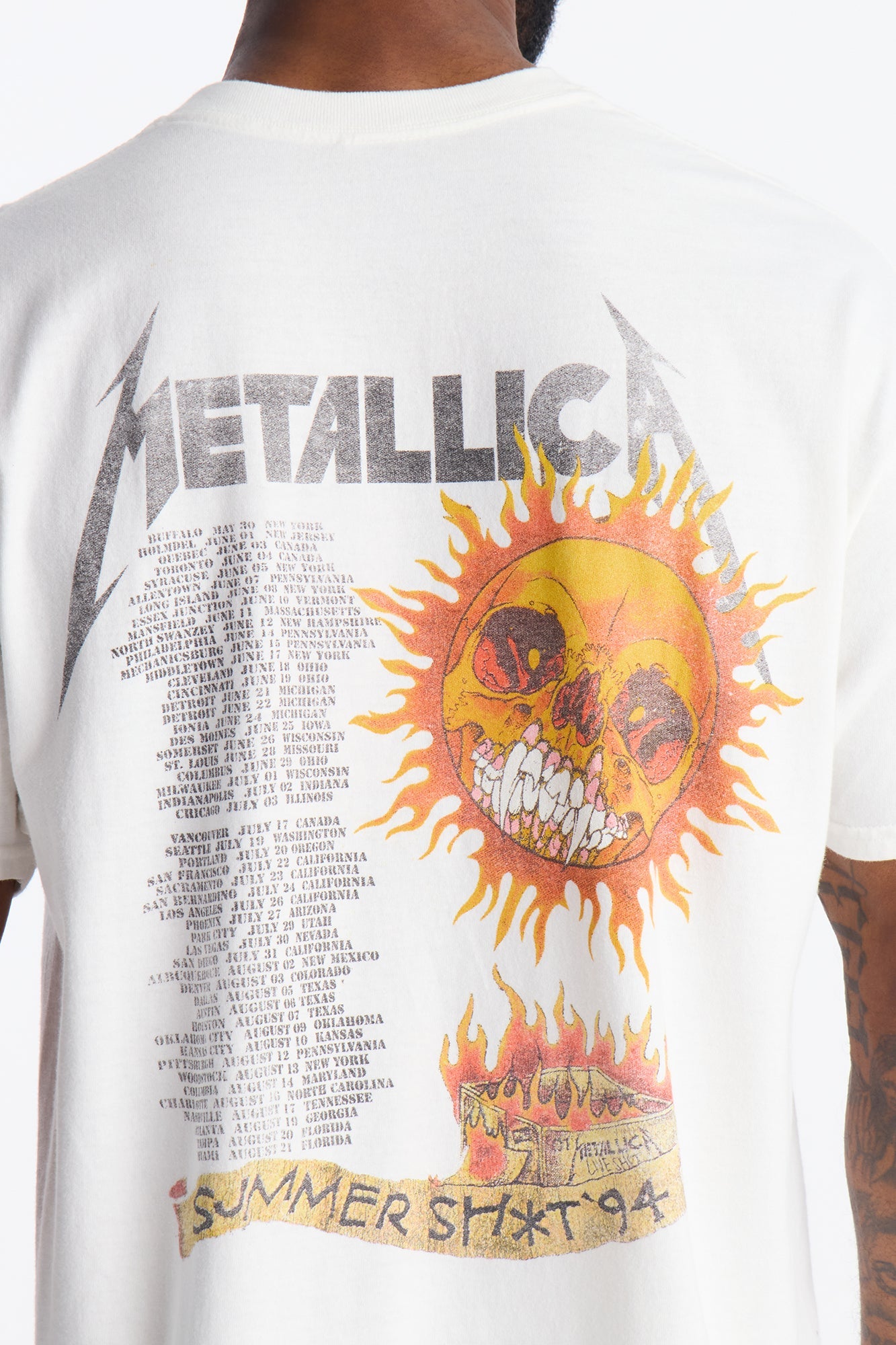 Metallica Summer Of '94 Foil Print Short Sleeve Tee - White Fashion Nova
