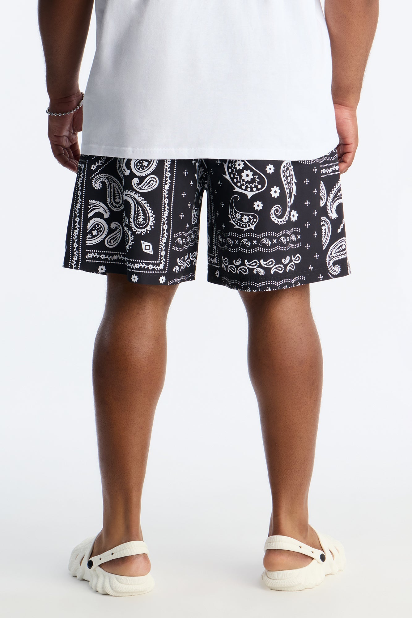 Wild Paisley Printed Swim Trunk 7″ - Black Fashion Nova