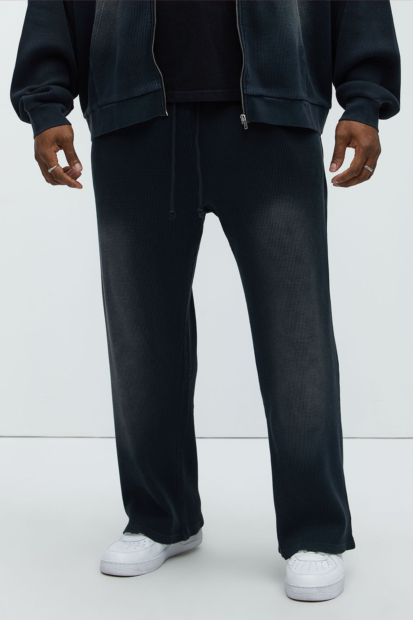 Modern Wash Sweatpants - Black Fashion Nova