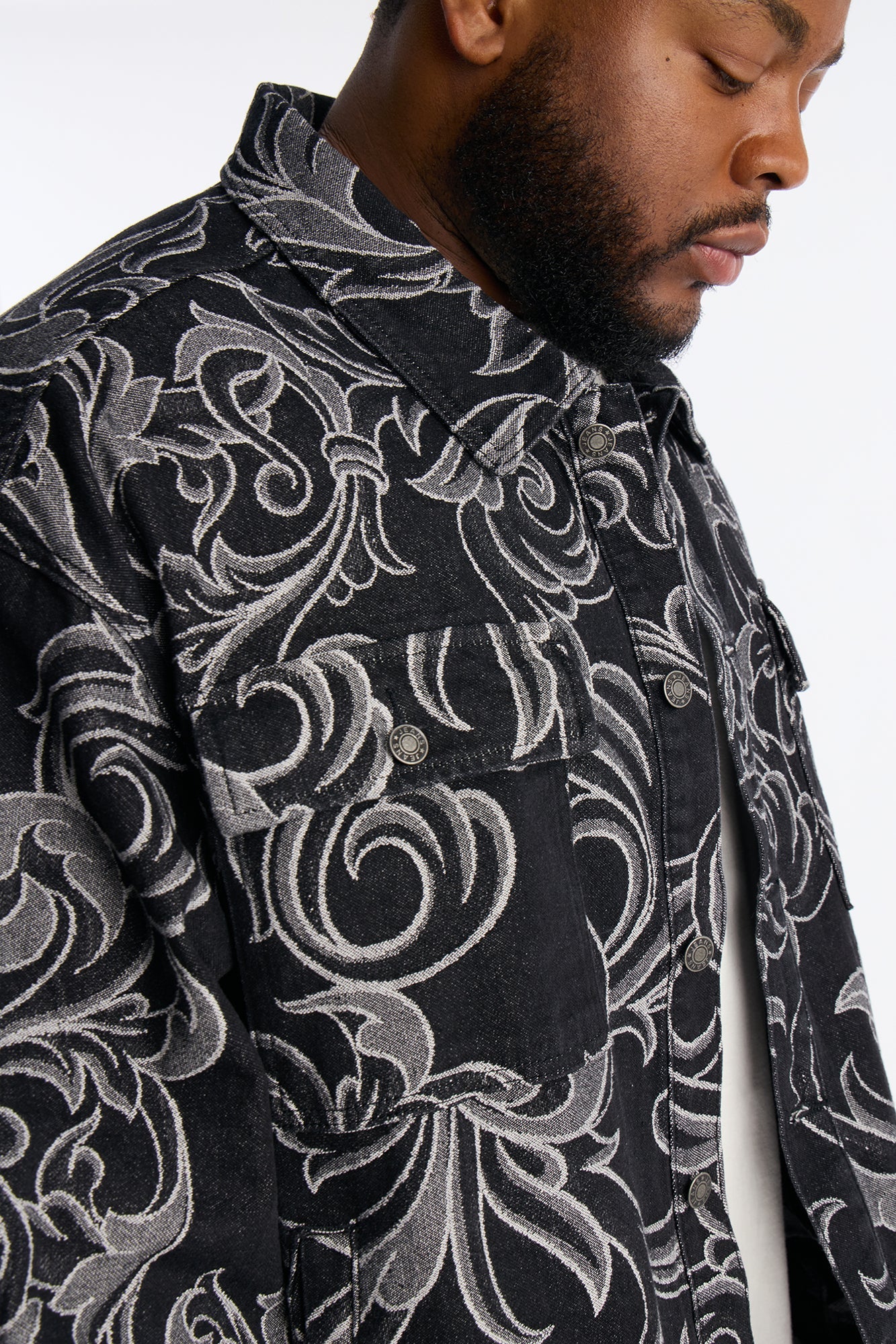 Relaxed Cropped Baroque Jacquard Denim Jacket - Black Wash Fashion Nova