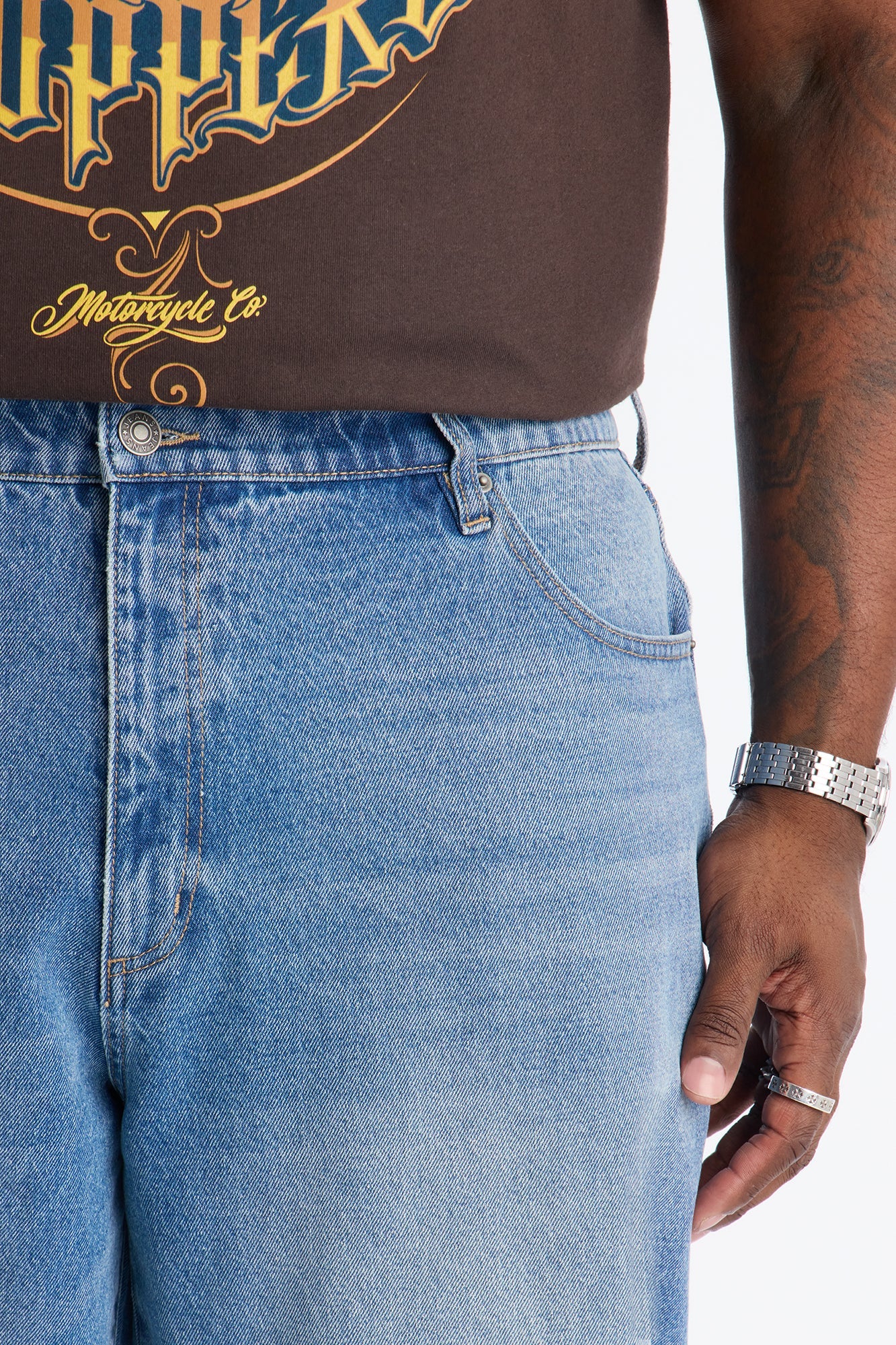 Classic Straight Fit Jeans - Medium Blue Wash Fashion Nova