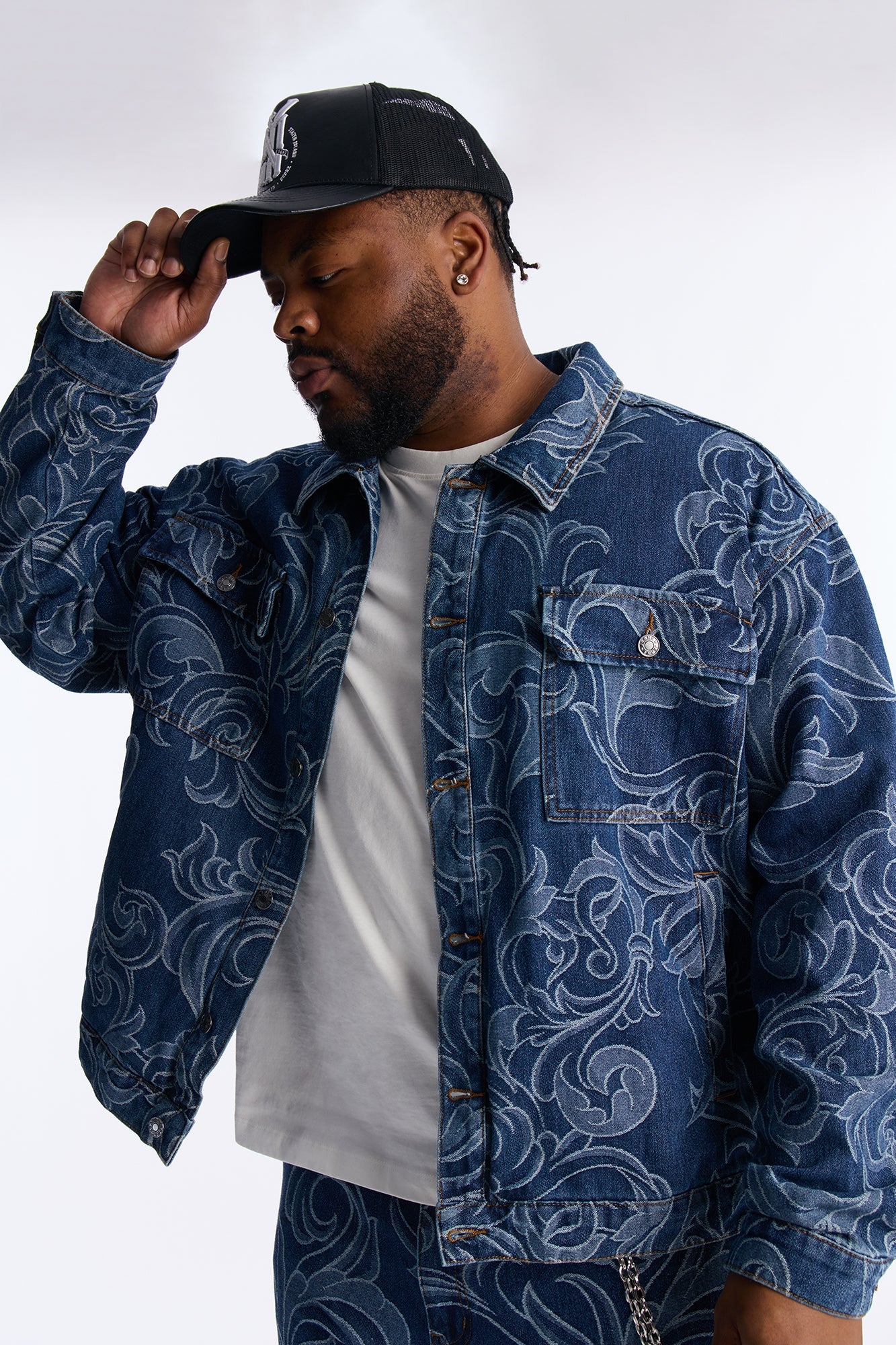 Relaxed Cropped Baroque Jacquard Denim Jacket - Medium Blue Wash Fashion Nova